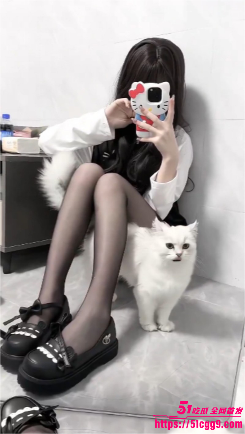 推特白虎萝莉猫猫咪福利合集05