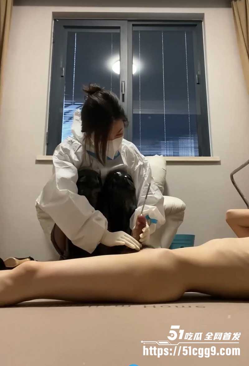 国内虐屌玩家超淫SM新作流出 4 拷贝