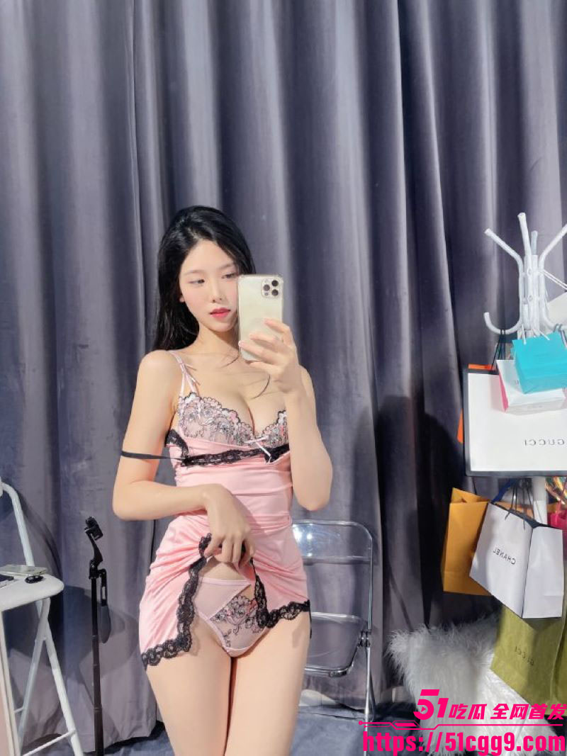 极品女神抖娘利世私拍福利流出 3