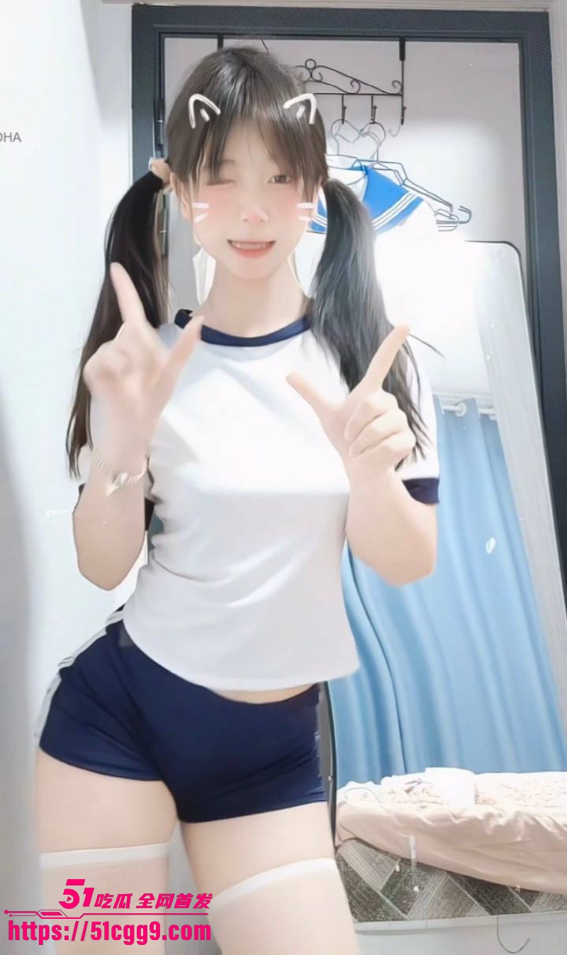 高颜值萝莉网红 小可 私人订制福利视频 性感黑丝水手服 摇臀诱惑娇躯柔舞！