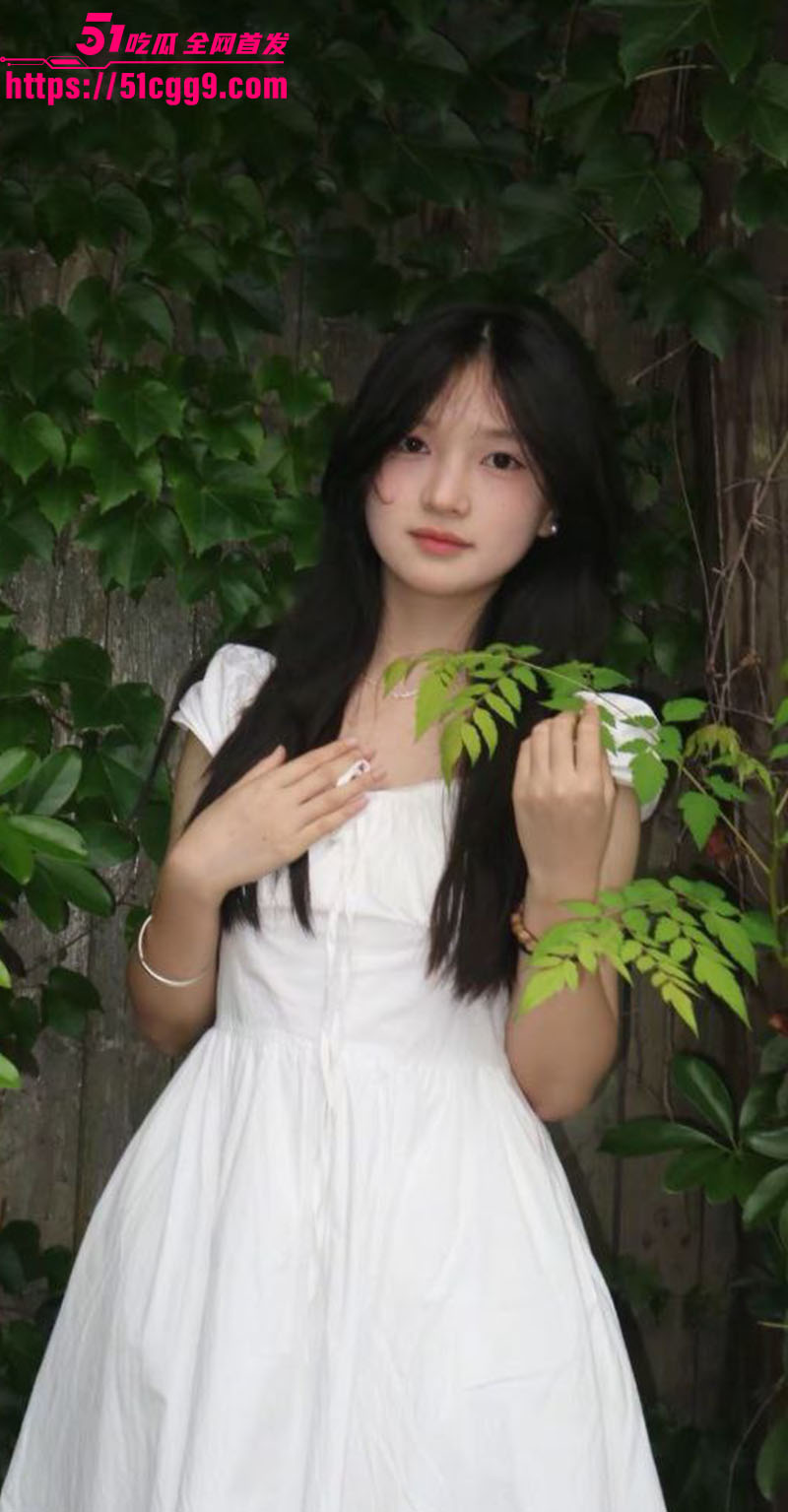 赵雪雅落地窗前被男友后入爆操2
