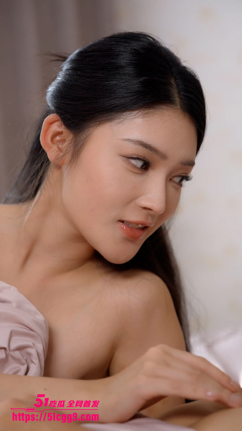 擦边短剧《夜色藏娇》未婚夫在婚礼现场为了别的女人离我而去 看女主如何复仇！