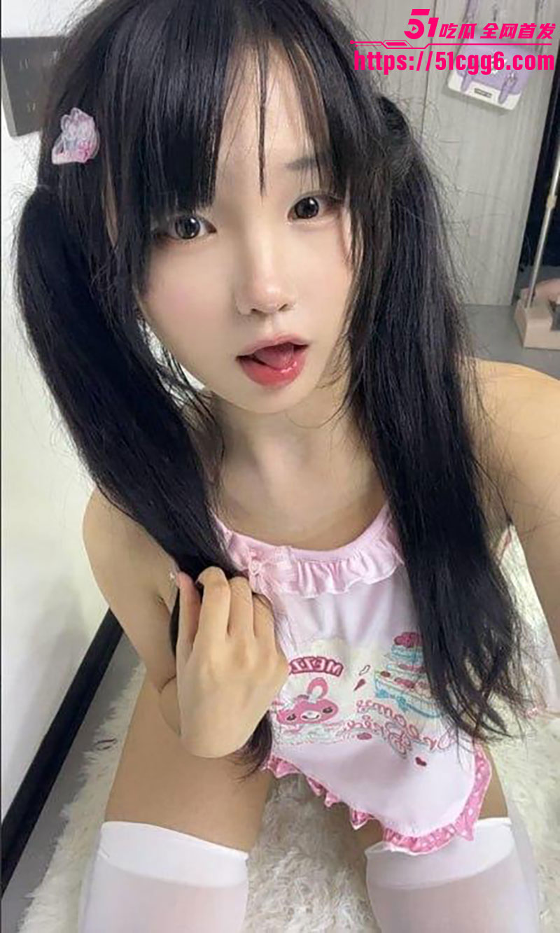 抖音萝莉网红屁屁小幼怜福利私拍6