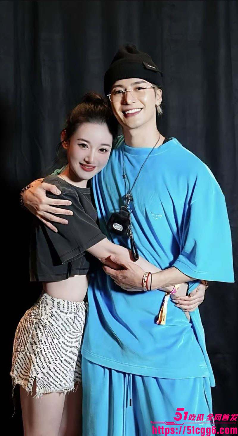 王嘉尔私生活乱象曝光 12