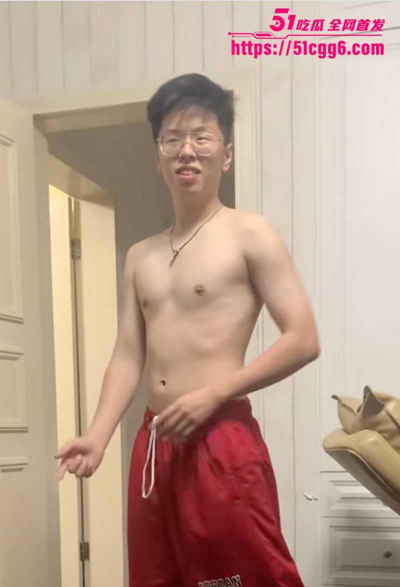知名rapper米其林约炮女网红DQ兔致其怀孕6拷贝