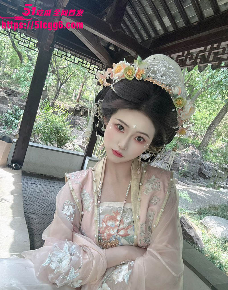 高颜值女教师 瑶瑶 订婚前夜玩群P 被轮番爆操到失神 被调教成骚母狗！