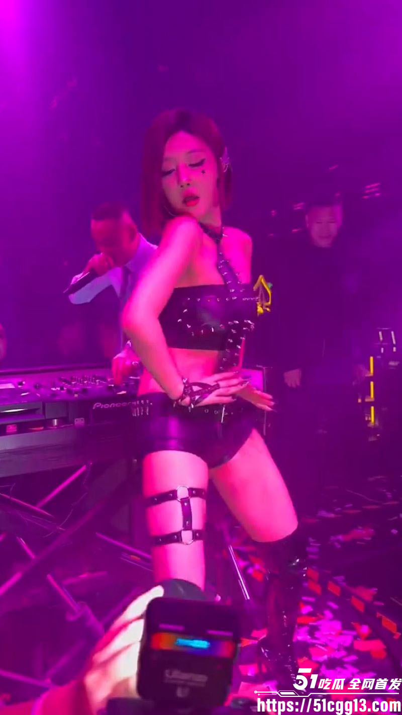 快手百万网红DJNico爱跳舞黑料流出 5
