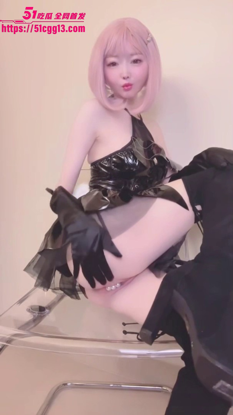 日本大眼反差妹YuiPeachpie自慰视频02
