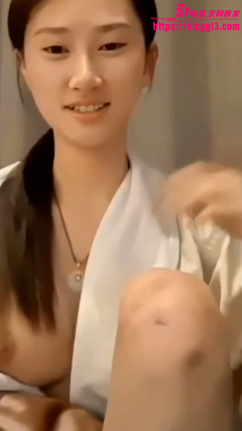 主播走光合集3