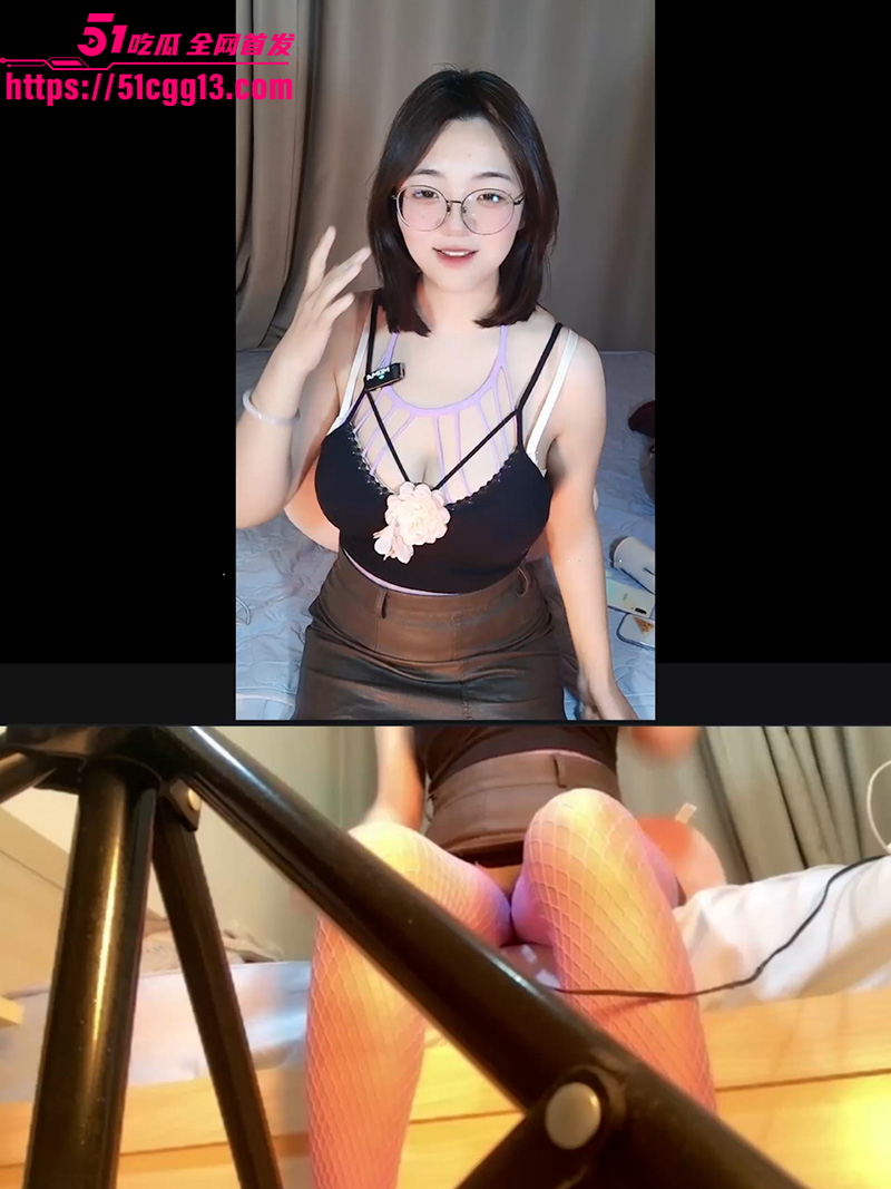 圆圆の肉桃双视角直播4