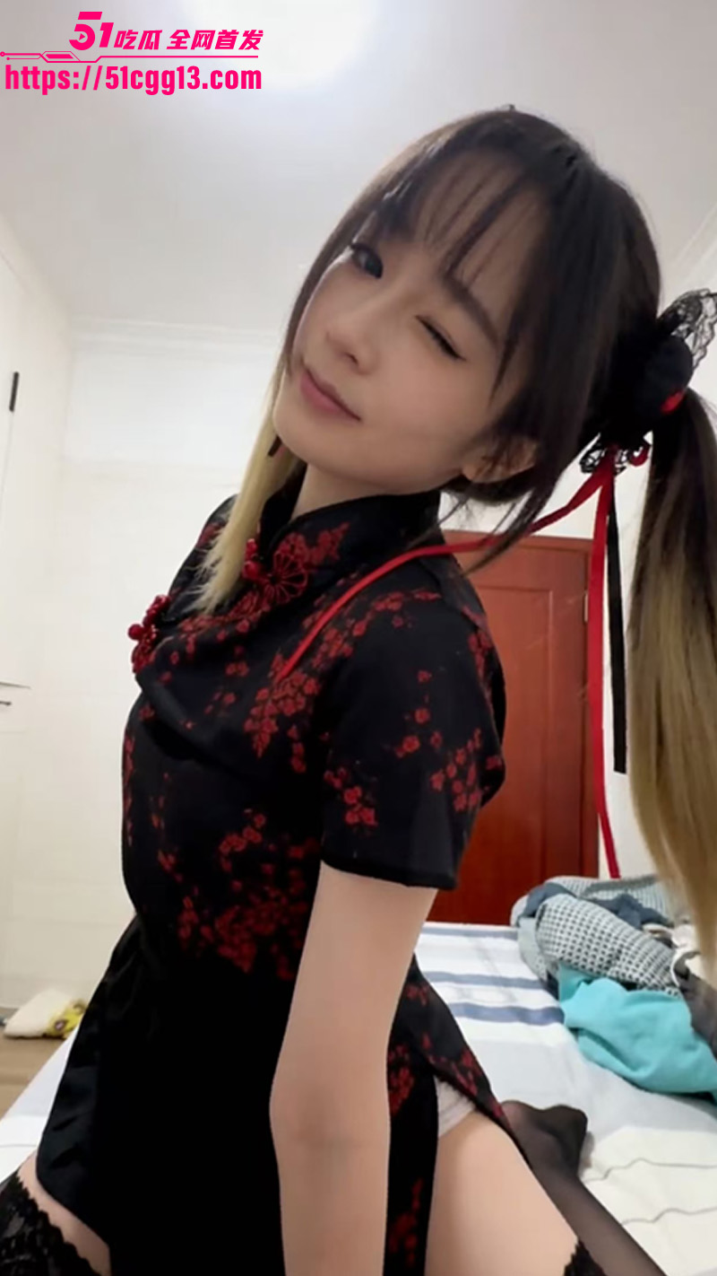 江西情侣情趣装性爱视频3