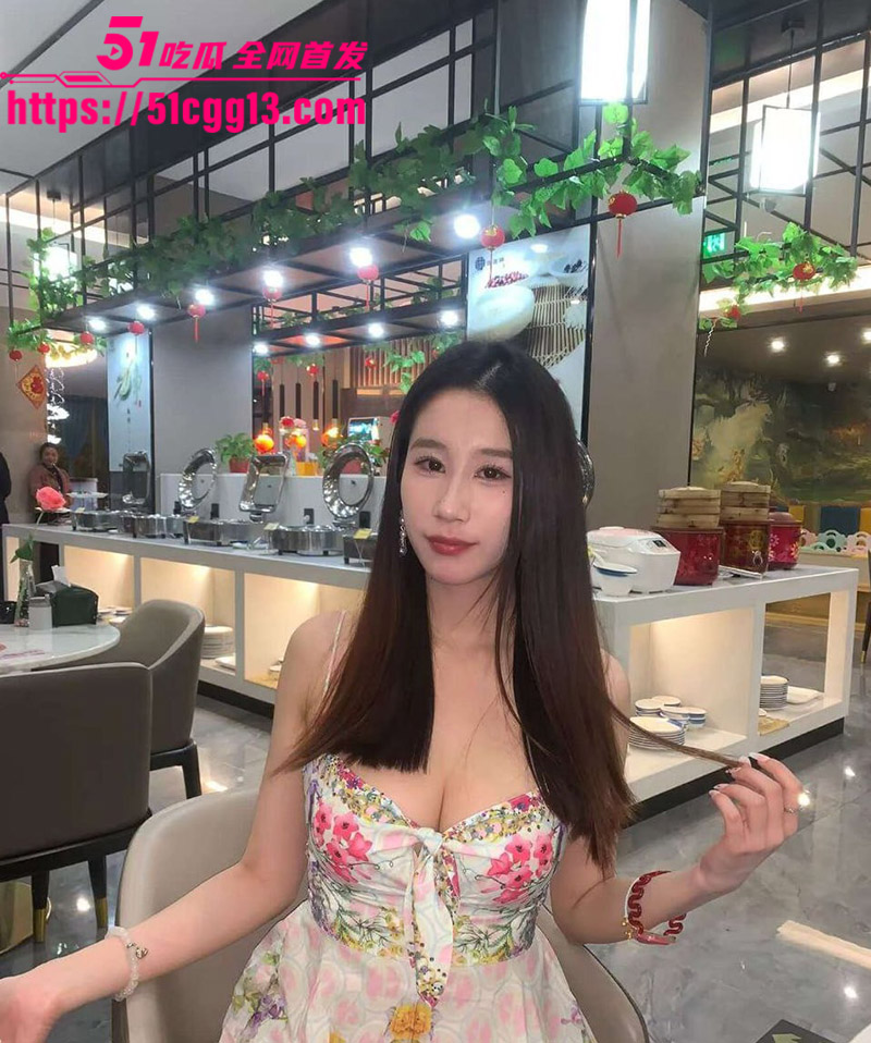 山东顶级少妇 陈丽 不雅视频流出 小母狗露脸口交挑逗不断 钱男友手指调教爆操 颜射满脸浓精！