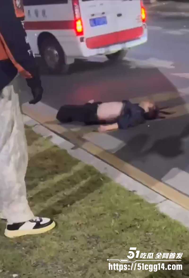 抖音网红小姜睡不醒车祸视频曝光， 5 拷贝