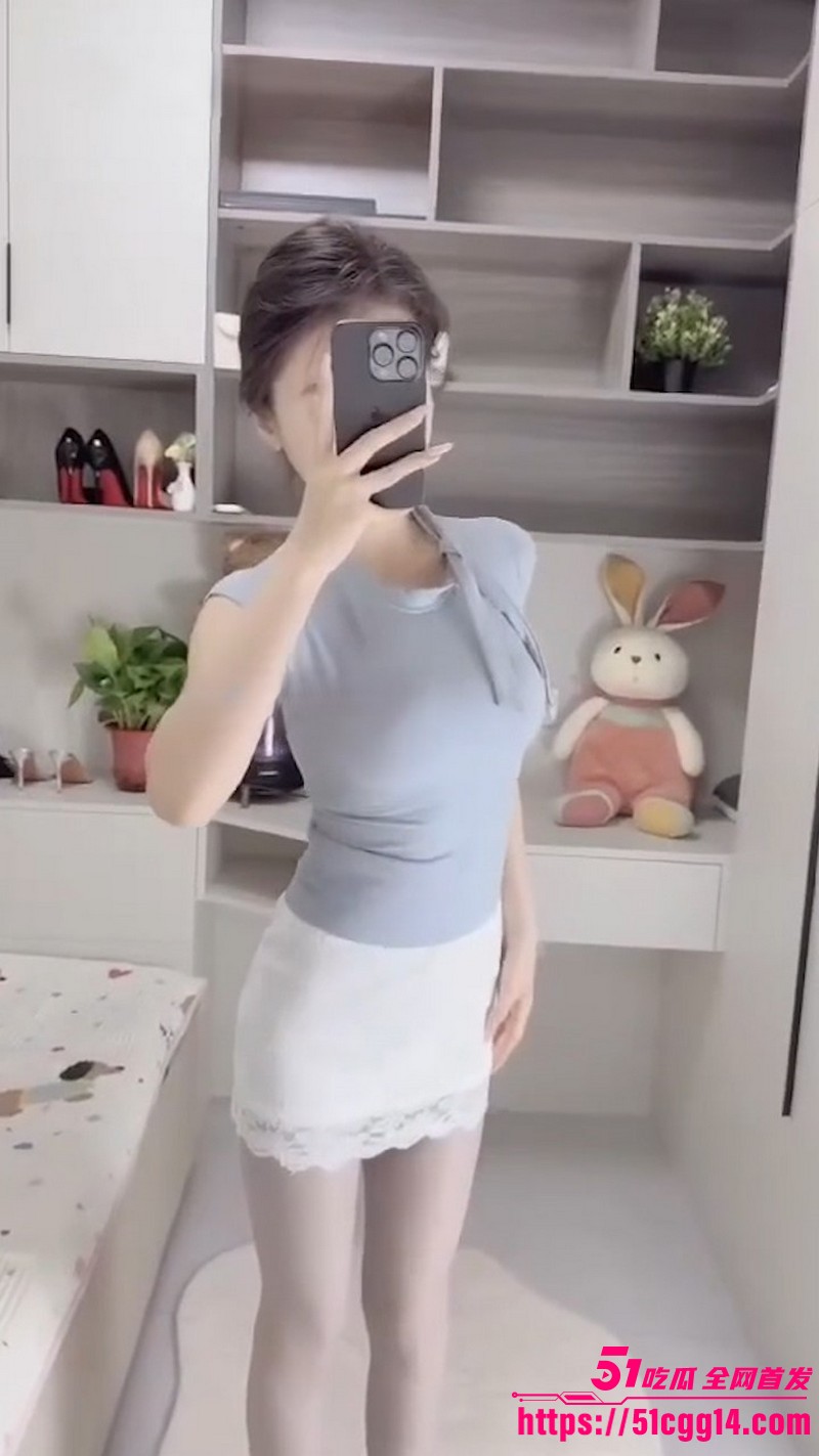 抖音13万粉女神玉玉欧尼私拍流出 2