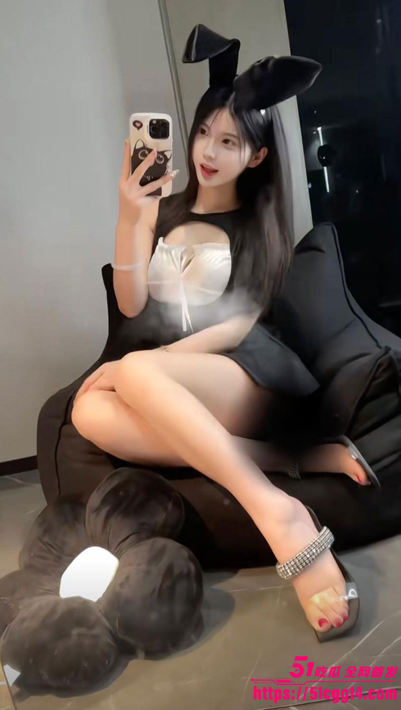 福利姬爱吃猪脚饭4