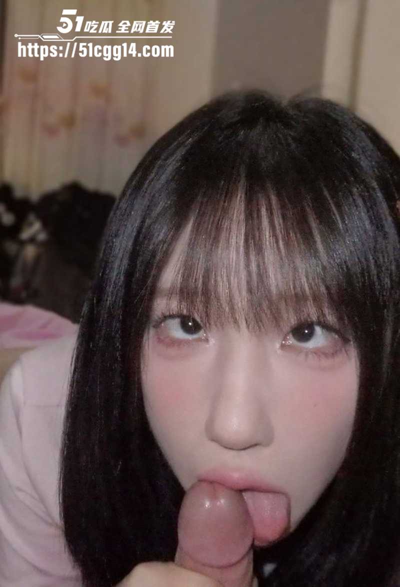 广州清纯反差妹王悦不雅视频流出 3 拷贝
