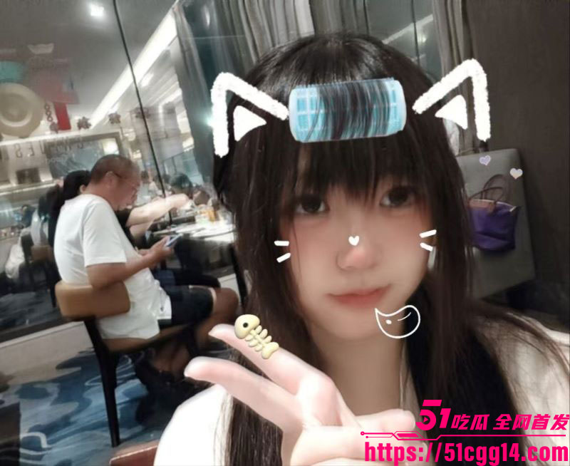 江苏镇江校花 步婧 不雅视频 大奶学生被富哥男友露脸调教 摸穴揉奶发骚 爽到说不出话！