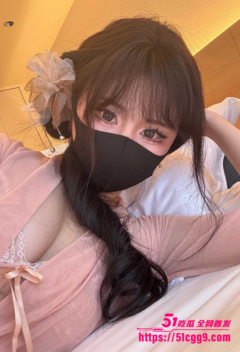 顶级媚骚淫物 台北娜娜 足控神作！爆奶足刑女官 踩碎男奴自尊 变态足交鞋花式凌虐 恶趣程度直接封神！