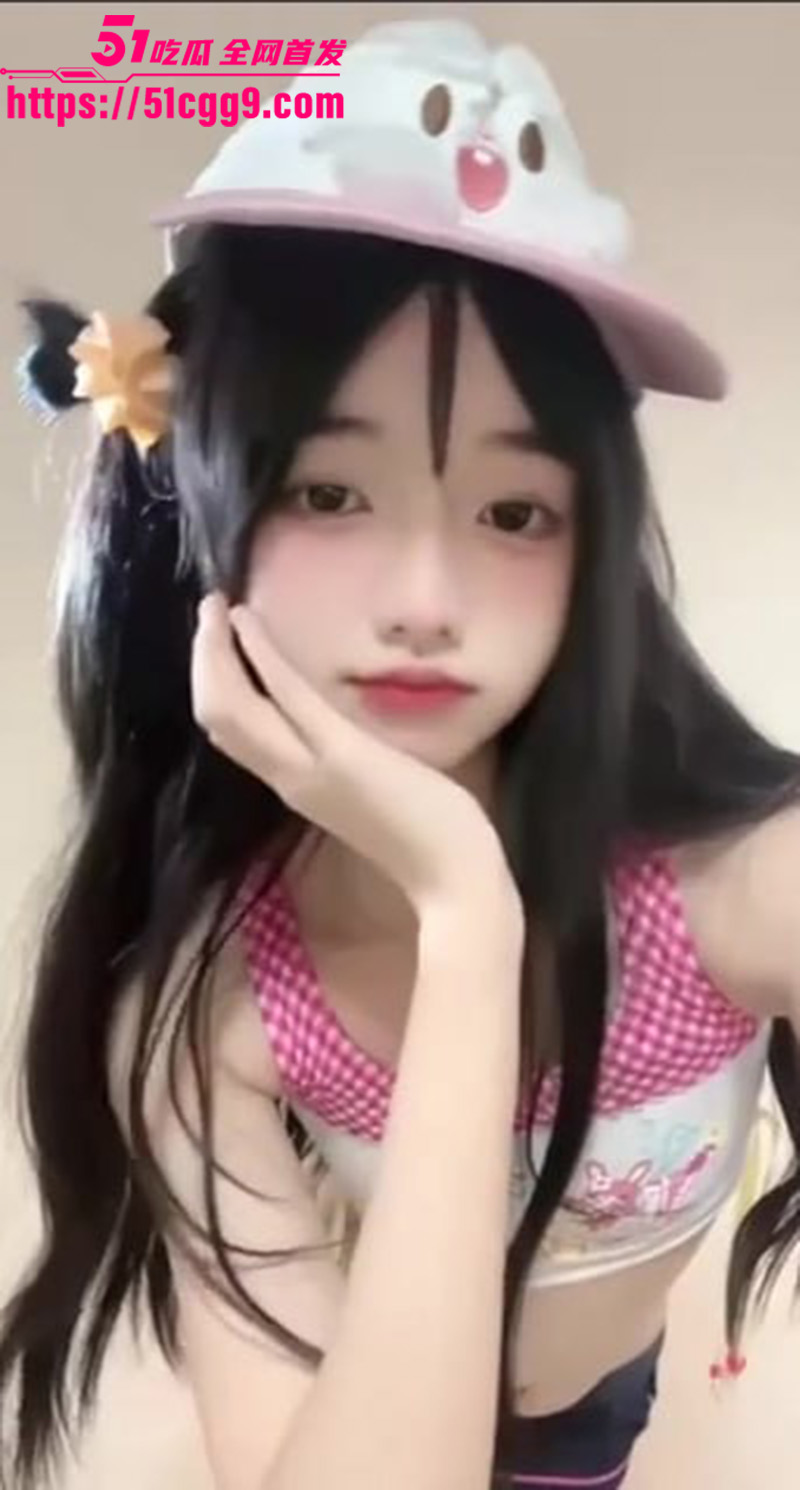 极品萝莉福利姬 小蔡头喵喵咪 大尺度私拍 道具后入猛怼翘臀 自慰动作挑逗十足 视觉效果拉满！