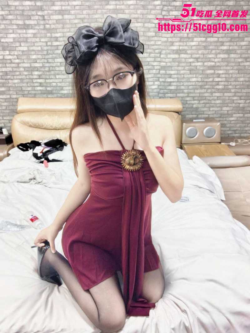 推特萝莉网黄琳宝定制自慰福利02