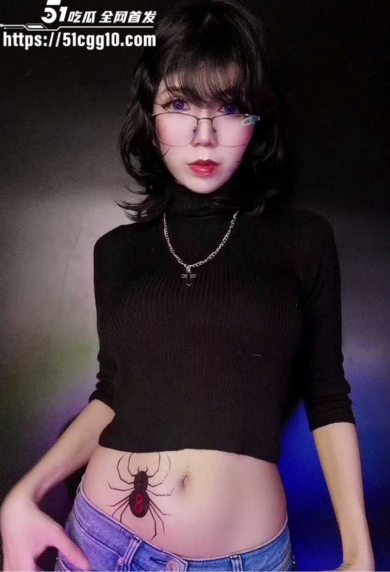 爆乳福利姬 lmusicl 大尺度COS合集 2 拷贝
