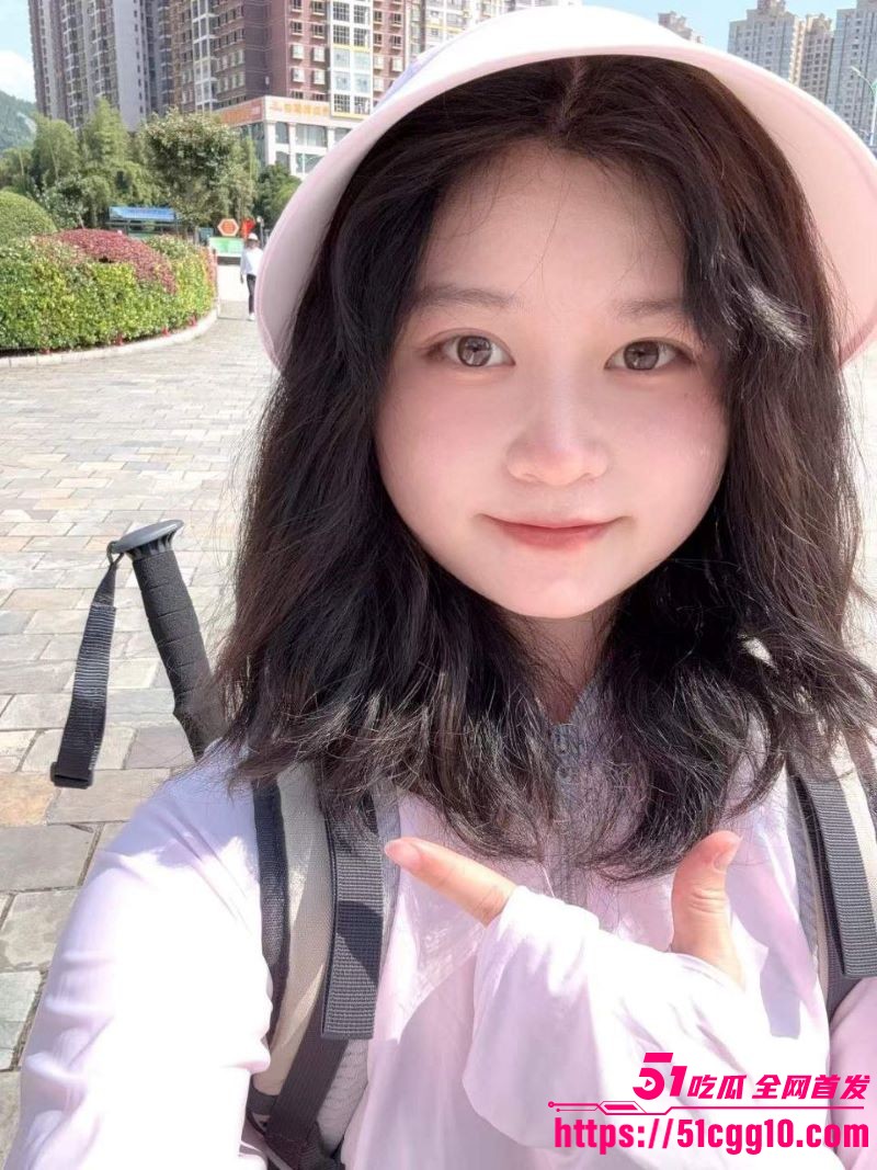 贵州毕节健身骚货 刘点！深蹲故意撅臀对人逼缝湿透 搭讪当晚就和炮友开房 69互舔爆操内射到腿软！