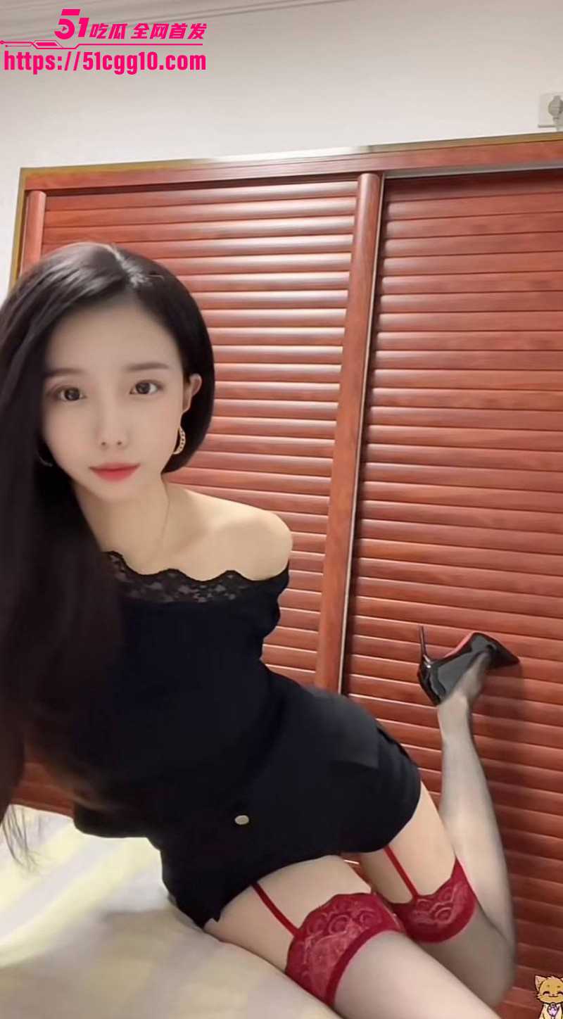 抖音户外女王叶娇娇露出合集03