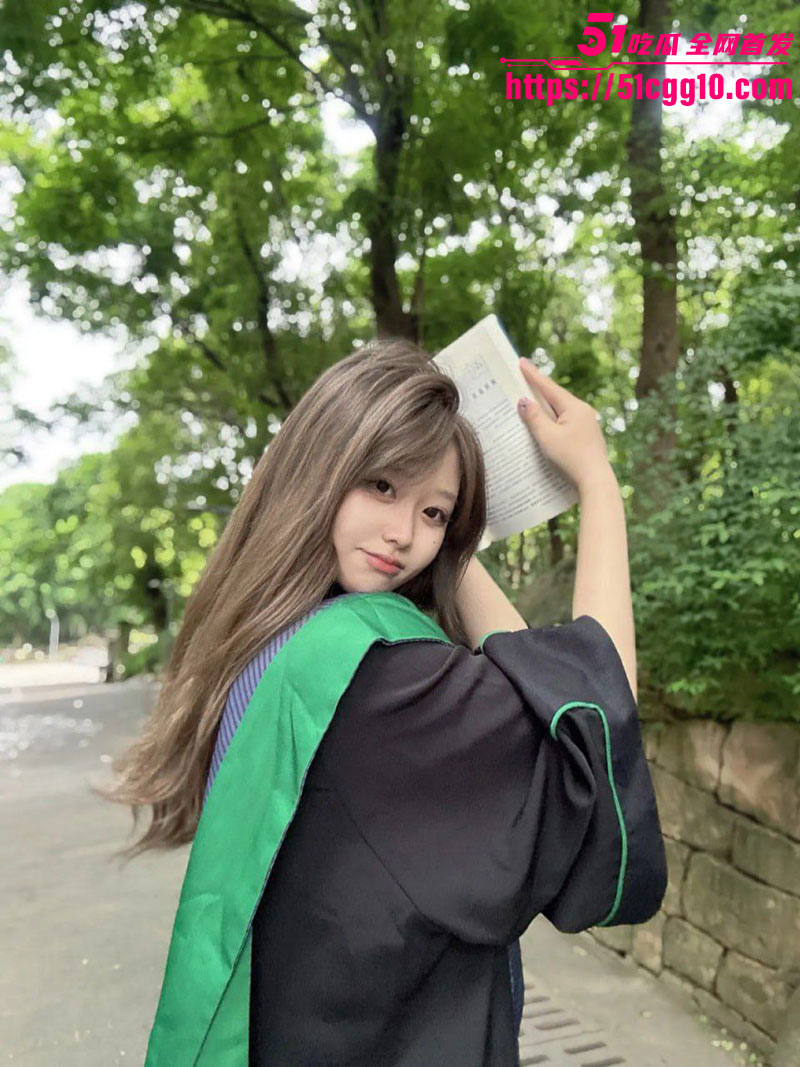 山东大学生 敏敏 私密性爱视频流出 穿情趣制服掰开粉穴求操 和老师偷情吞精浪叫 清纯女神反差爆棚！