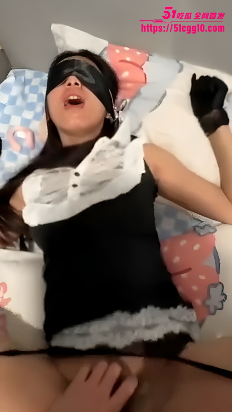 山东良家少妇主动骑乘逼外翻潮吹3