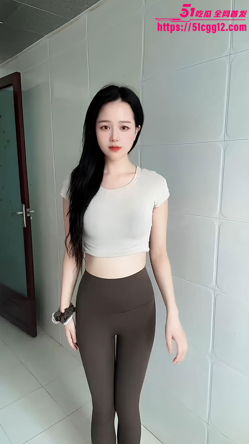快手蒋蒋姨骚舞自慰1