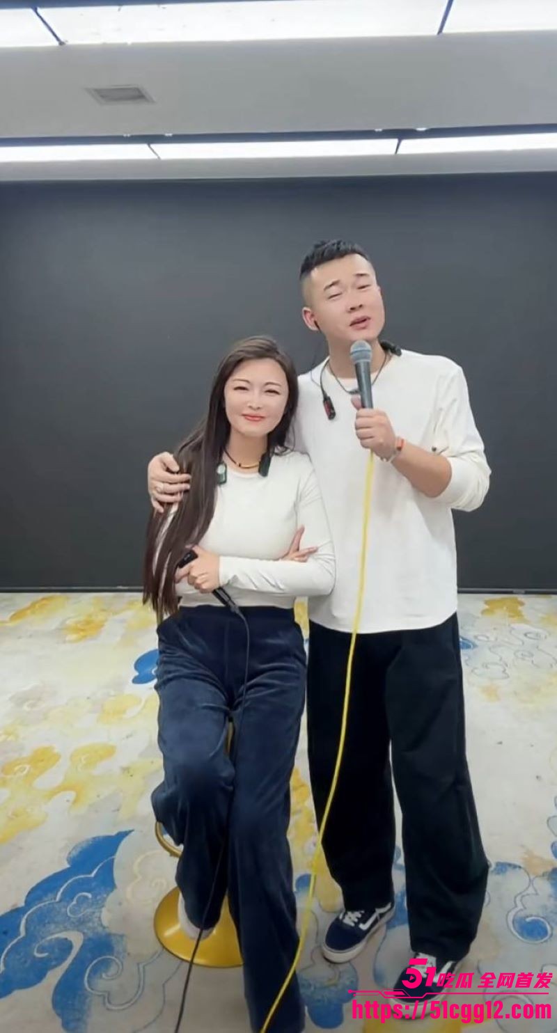 快手430万粉网红如意当小三被原配抓奸 8