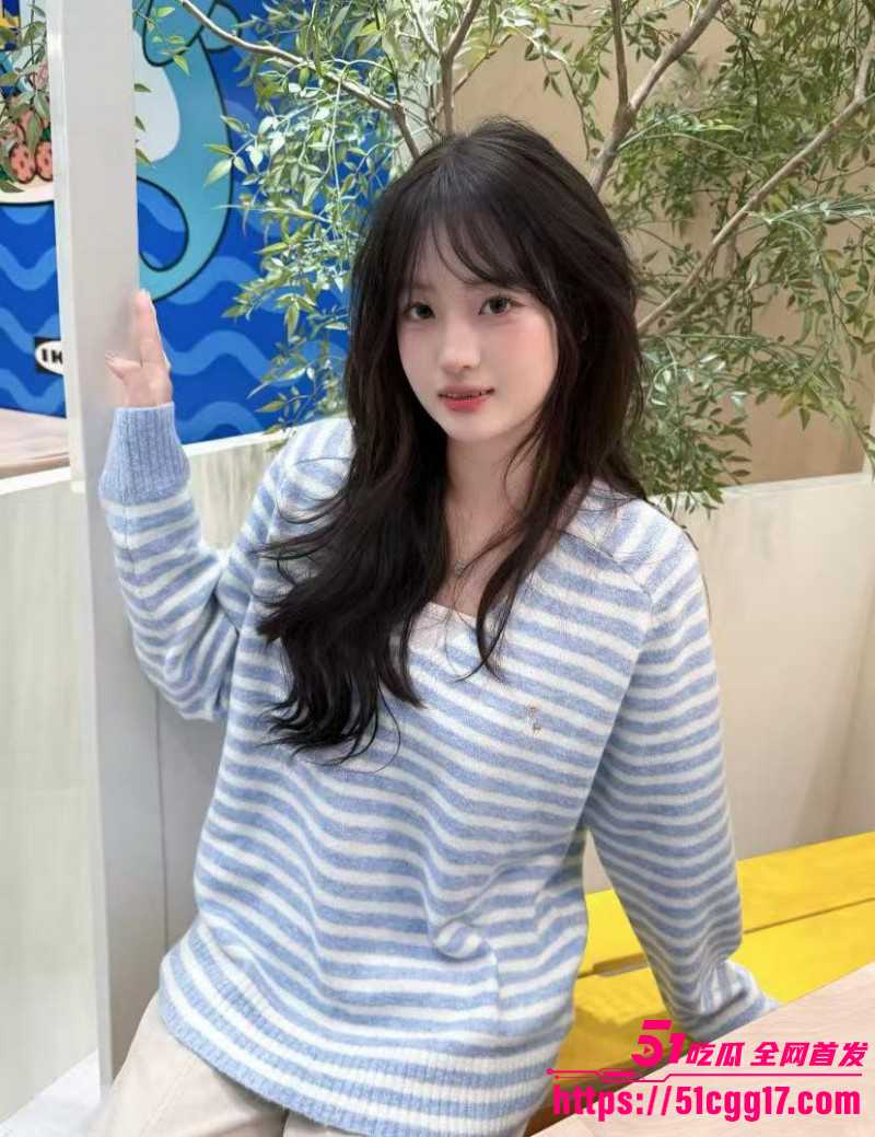 大胸妹妹会喷奶老妹边高潮边喷奶02