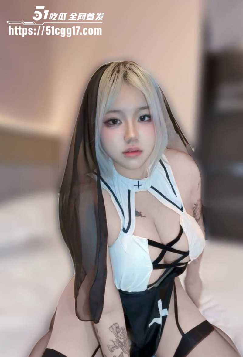 推特巨乳网红Mico最新私拍写真流出 5 拷贝