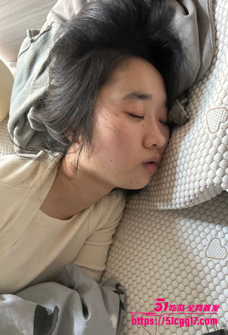 广州医科大学学生妹刘雪不雅视频曝光2拷贝