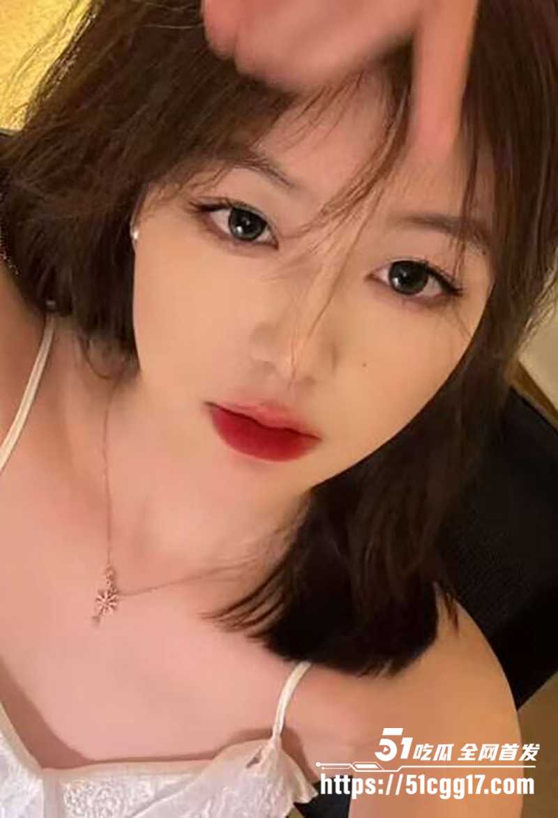 北京大妞胡洁被调教视频曝光 2 拷贝