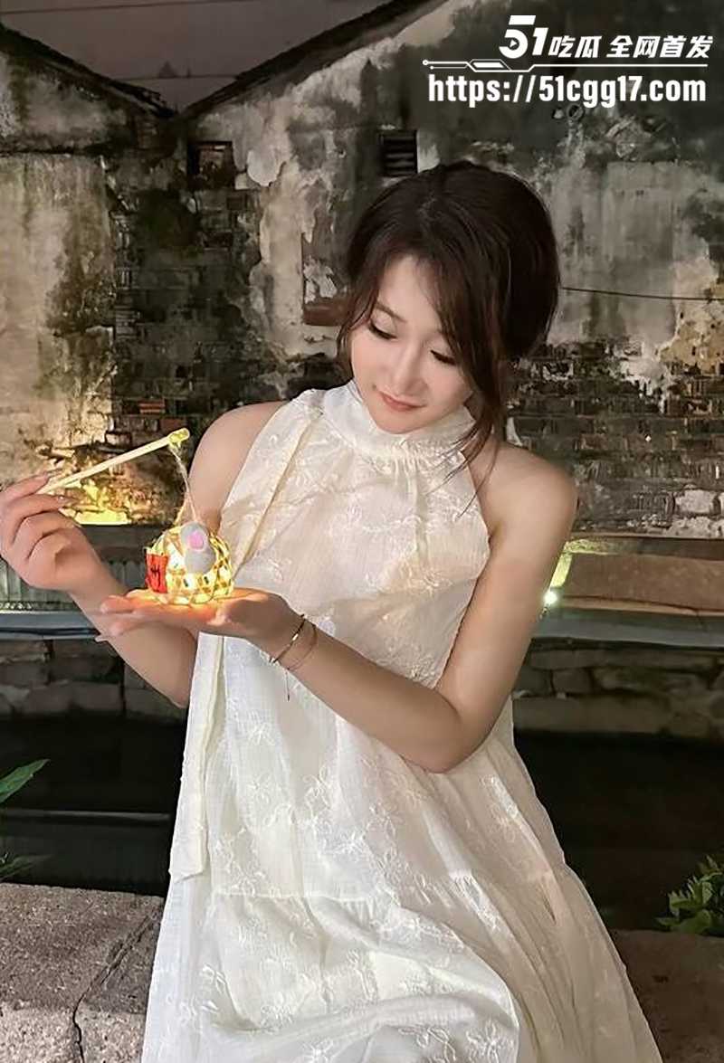 白皙蜜桃臀少妇江茹钦调教性爱视频流出3拷贝