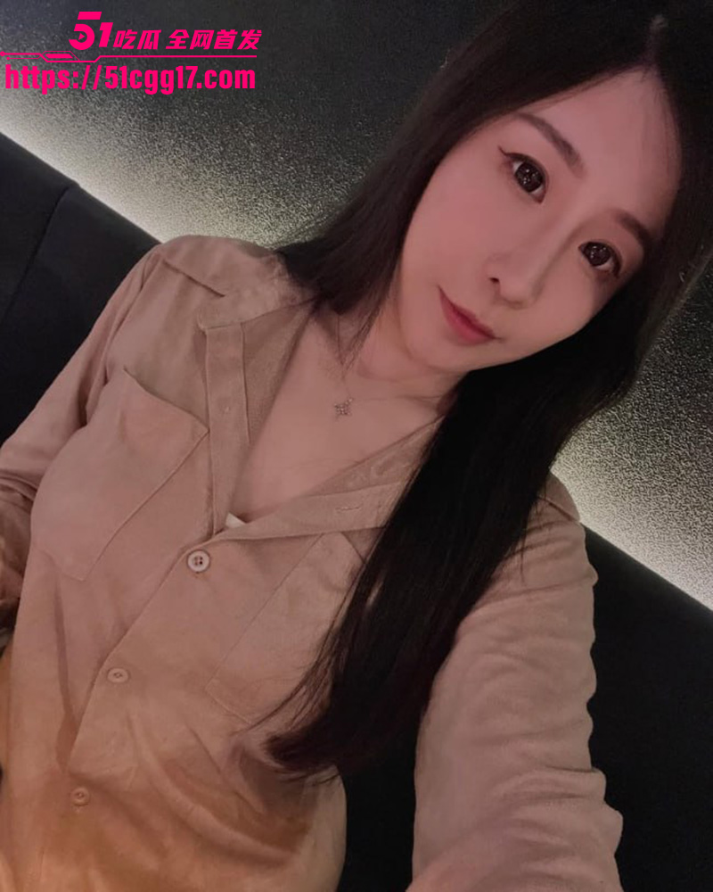 满背纹反差婊与前男友性爱视频外流 美乳雪白圆润性爱骚话狂飙浓精射满小腹 画面骚到让人血脉喷张！