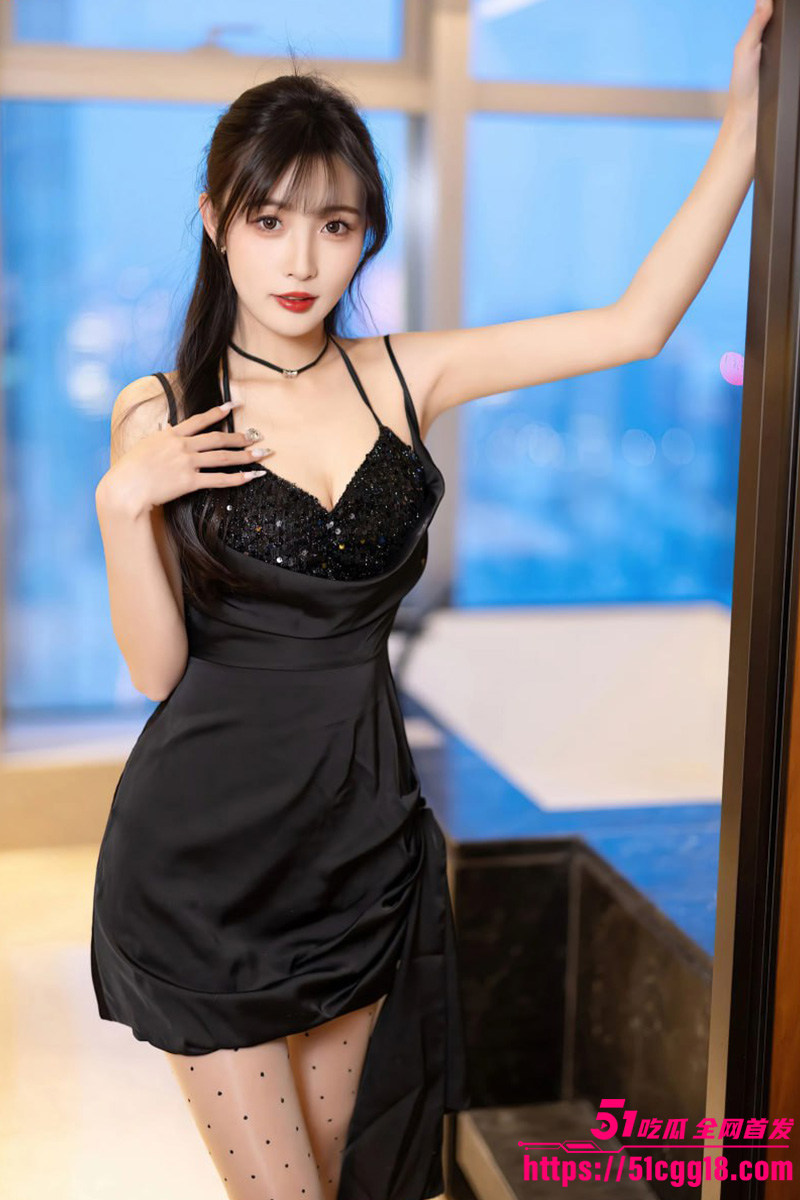 顶级嫩模 林星阑 私拍福利流出 渔网套装尽显完美身材 诱惑摆拍瞬间点燃欲火！