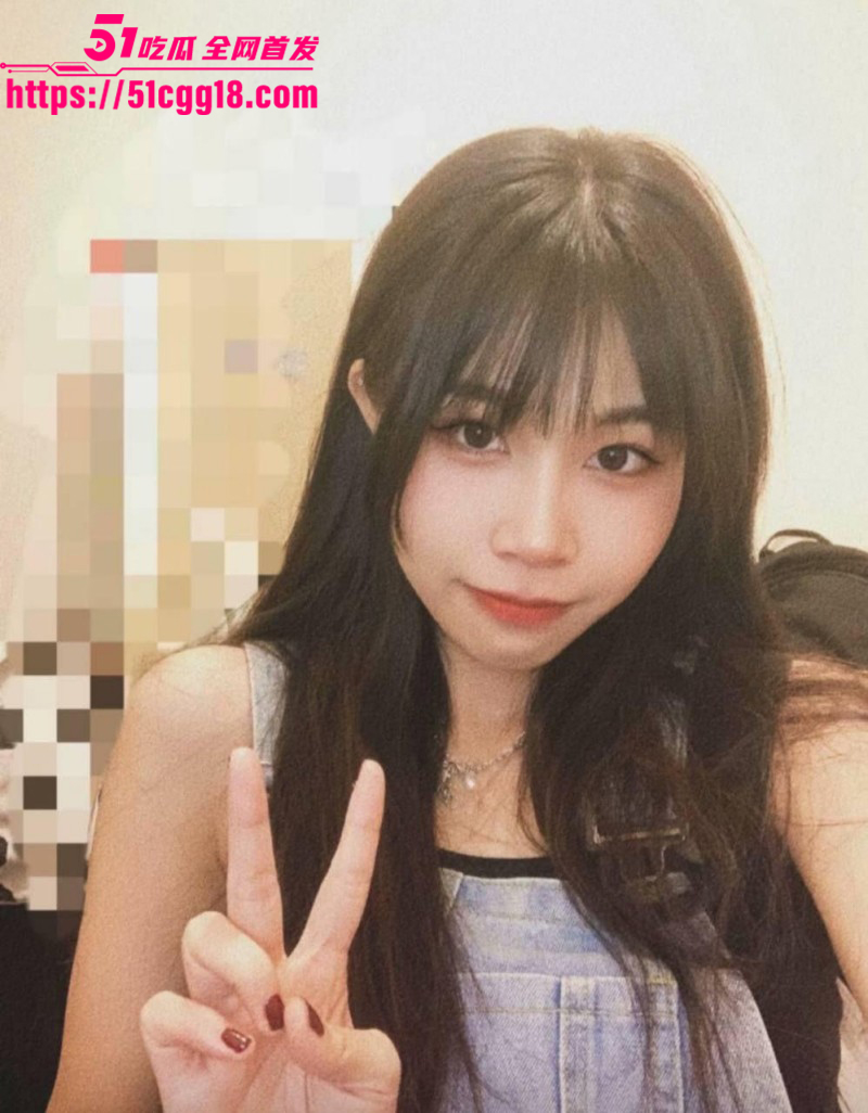反差女大学生被富二代男友调教02