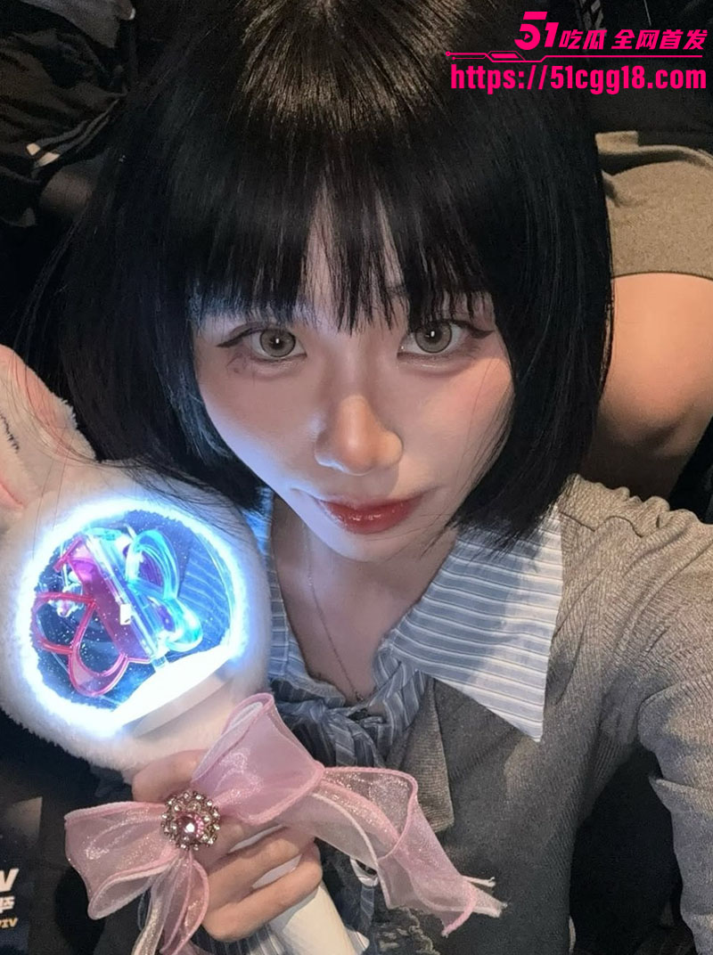 高颜值小网美 Yiz3