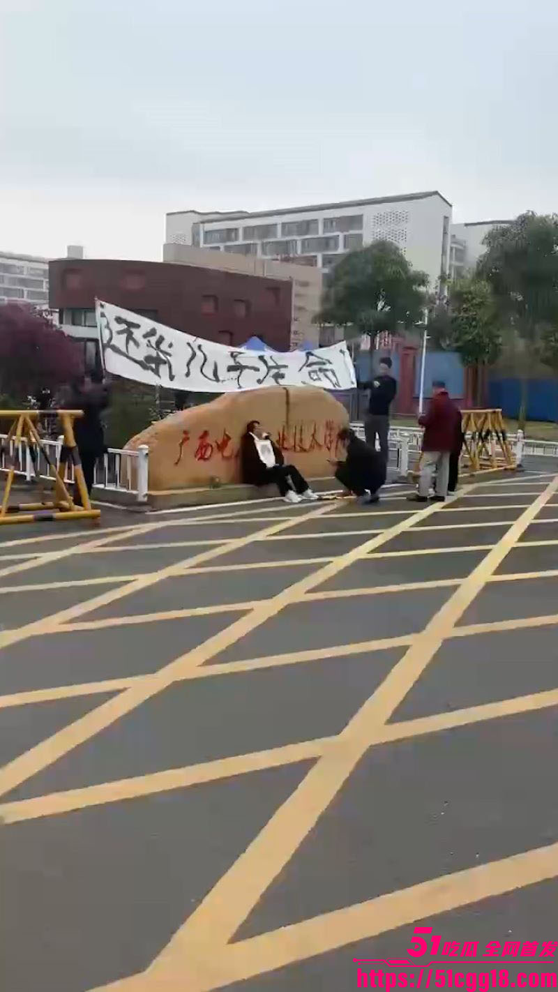 广西电力职业技术学院惊传大瓜！学生旷课熬夜猝死宿舍 舍友以为睡着过一整天才发现 细节曝光全网心痛！