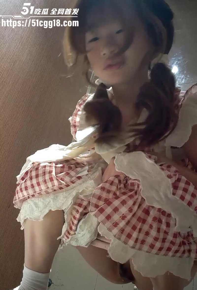 酒吧女厕所高清偷拍视频流出 4 拷贝