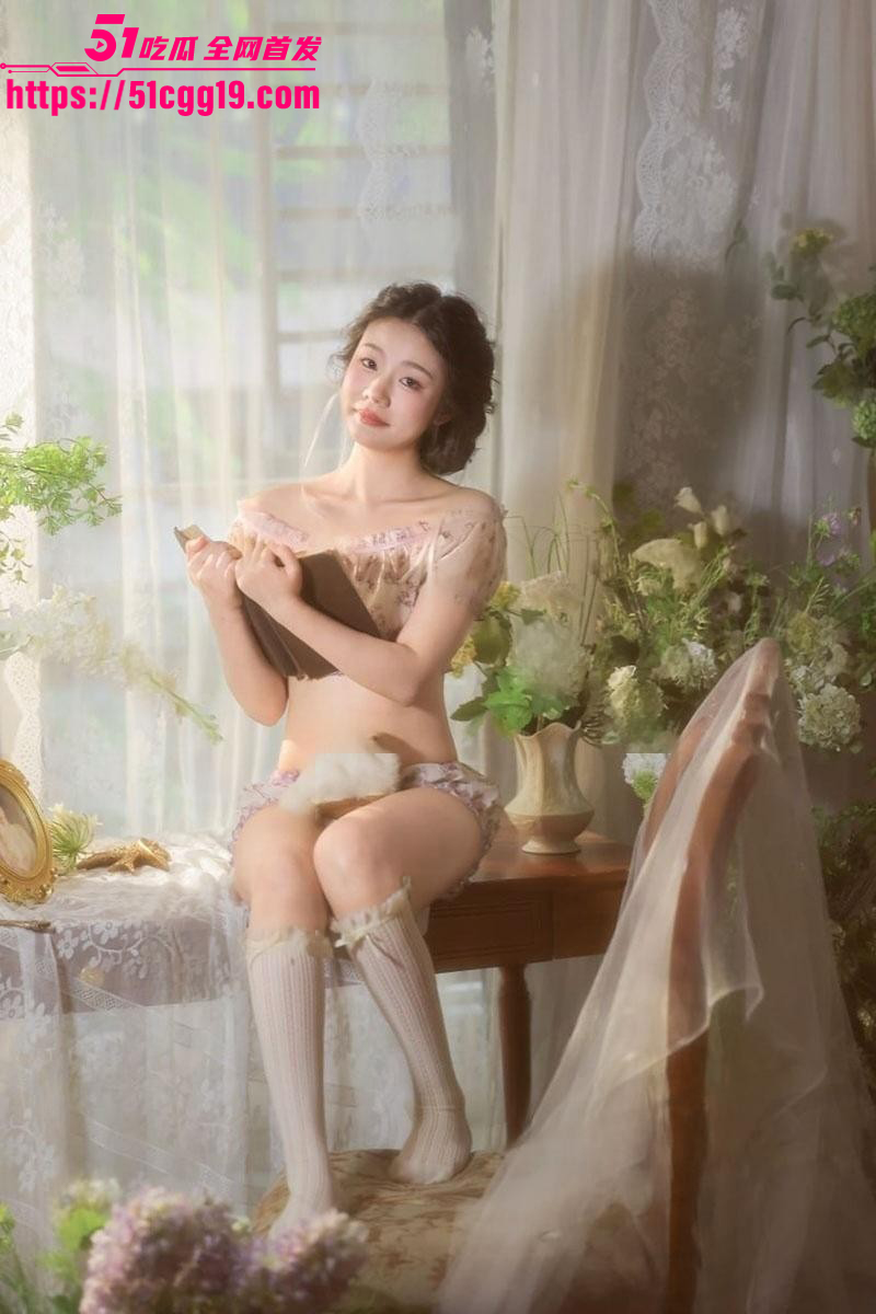 乱伦大神 大胸妹妹会喷奶 妹妹用乳汁润滑我的鸡巴 我用精液滋润妹妹的美穴！