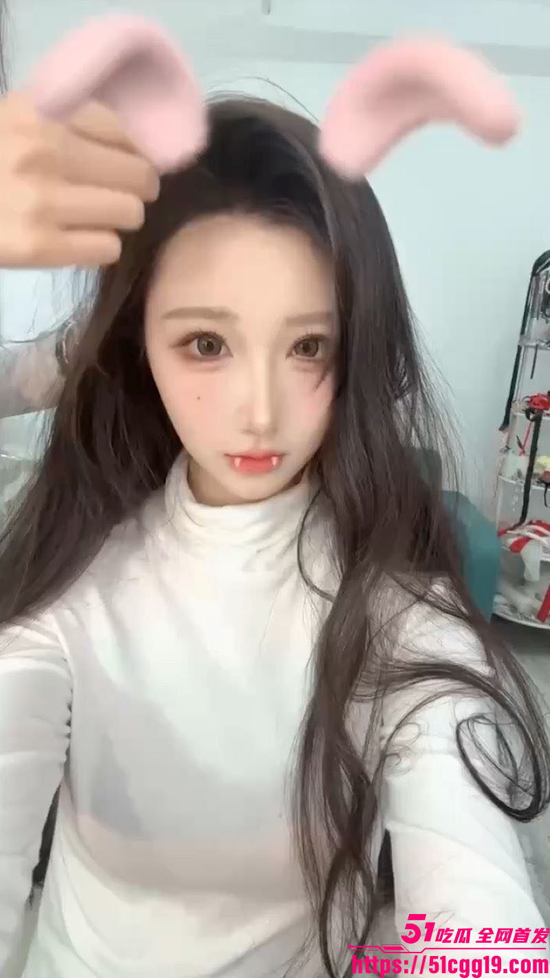 顶级渣男PUA教学曝光 吊着乖乖女2月操7次不谈恋爱 最后卖惨骗1W转账 性爱视频聊天记录炸裂全网！