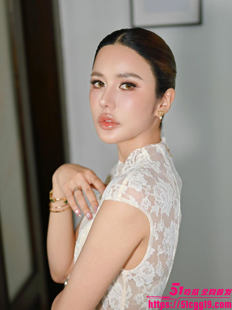 泰国知名女星Kana被巨丑修理工骗婚 3