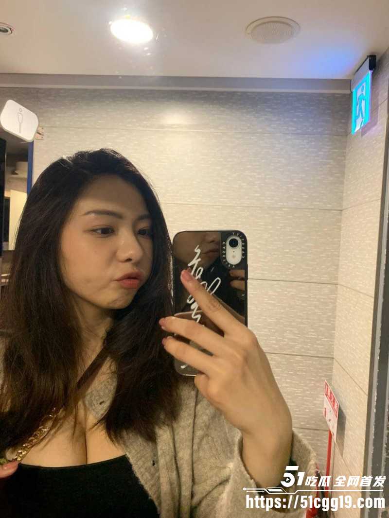 台湾极品空姐不雅视频合集05