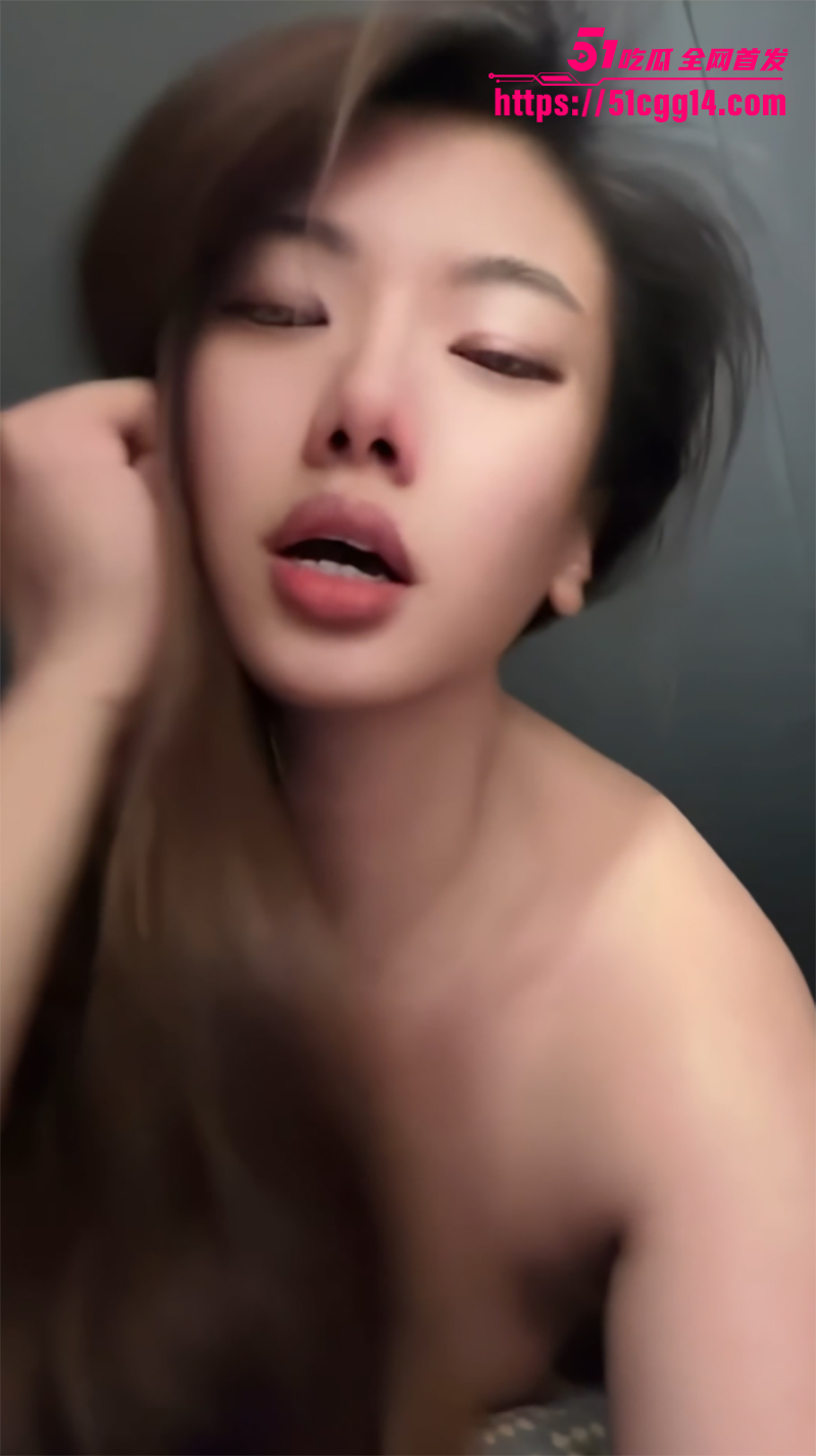 抖音大奶御姐璐璐本璐定制福利03
