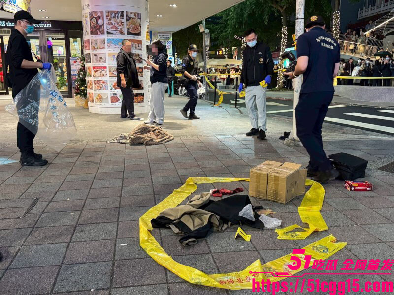 台北捷运27岁通缉犯张文投烟雾弹随机砍人 6