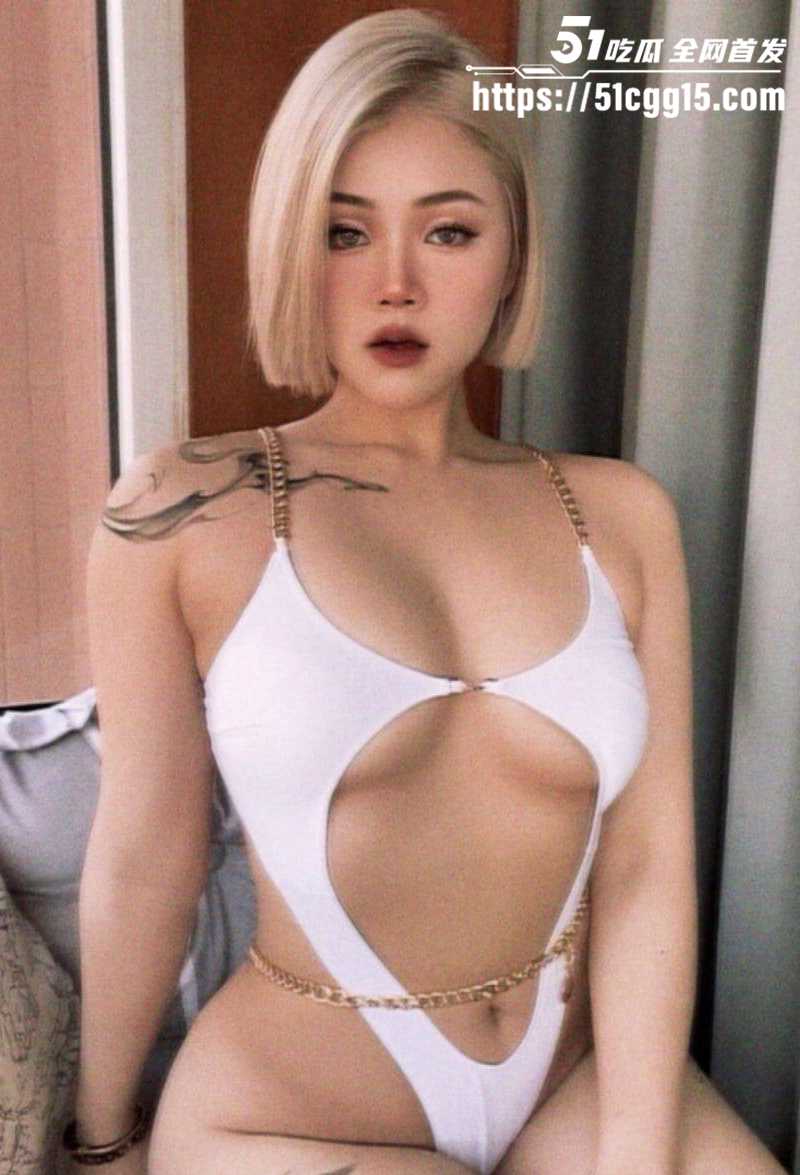 台湾性感健身网红 伊娜 大尺度性爱合集流出 爆乳肥臀顶级骚货 化身人肉飞机杯 被主人各种无套爆操！