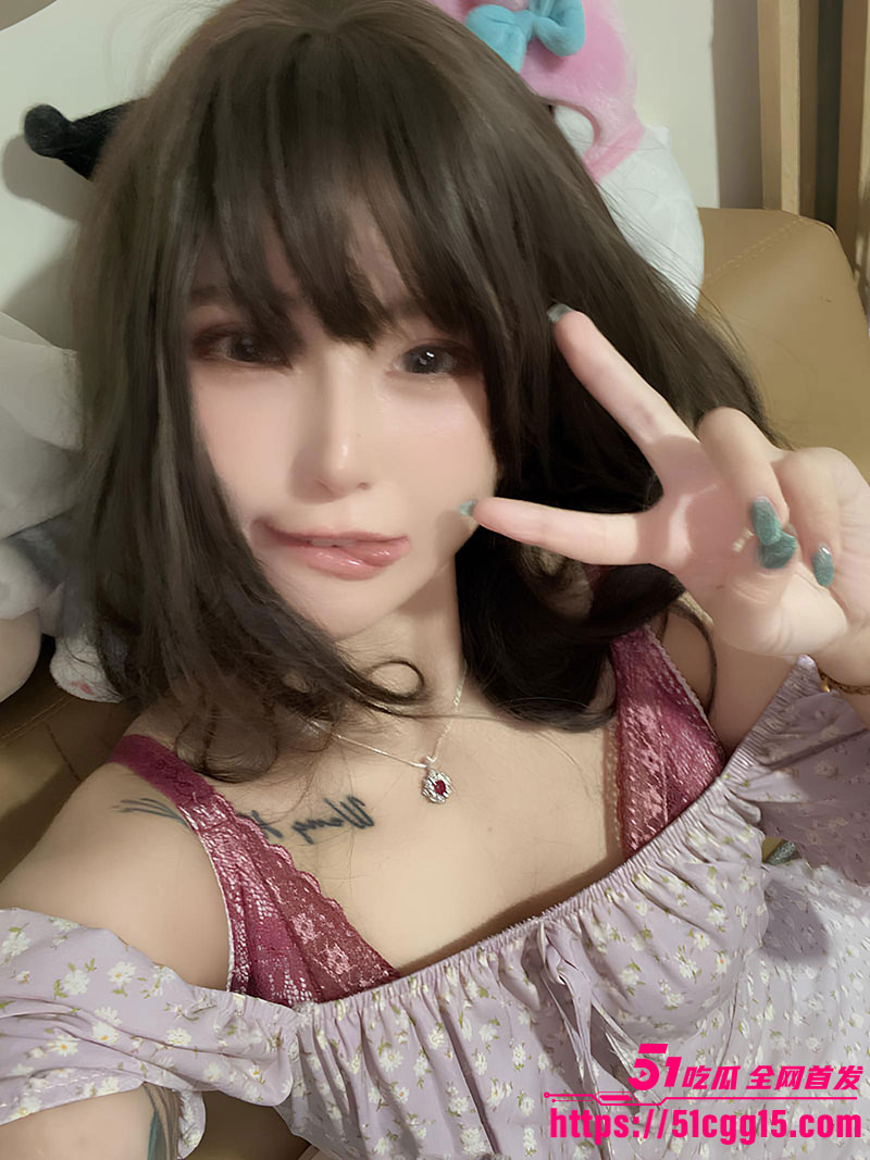 香港网红 sasako 私拍福利合集 美艳模特巨乳露点诱惑 道具自慰香艳淫靡 分享自慰心得奔放迷人！